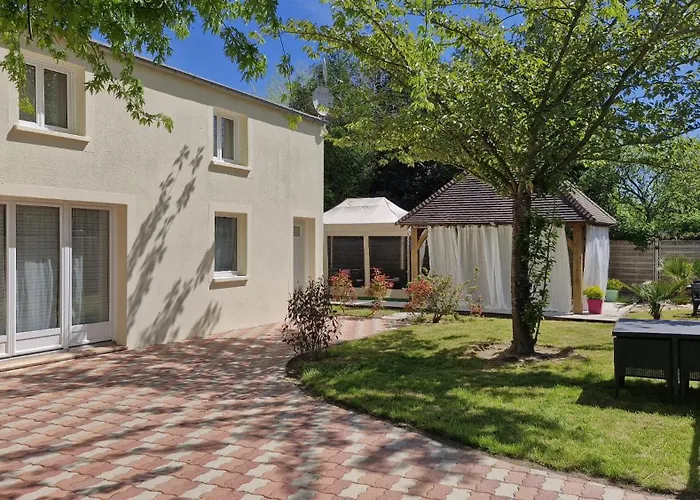 Les Trois Palmiers - Jardin, Jacuzzi Privatifs
