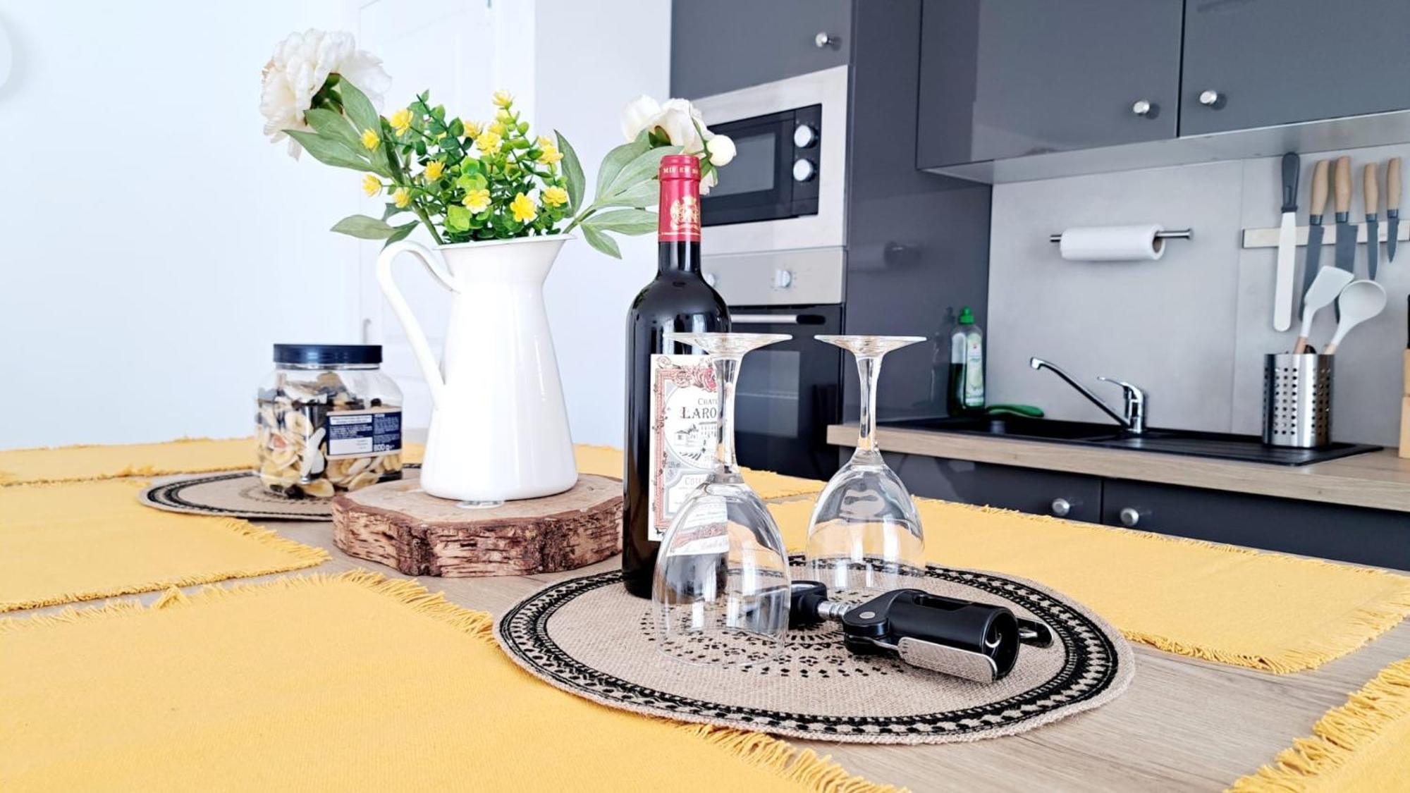Les Trois Palmiers - Jardin, Jacuzzi Privatifs Holiday home Les Breviaires
