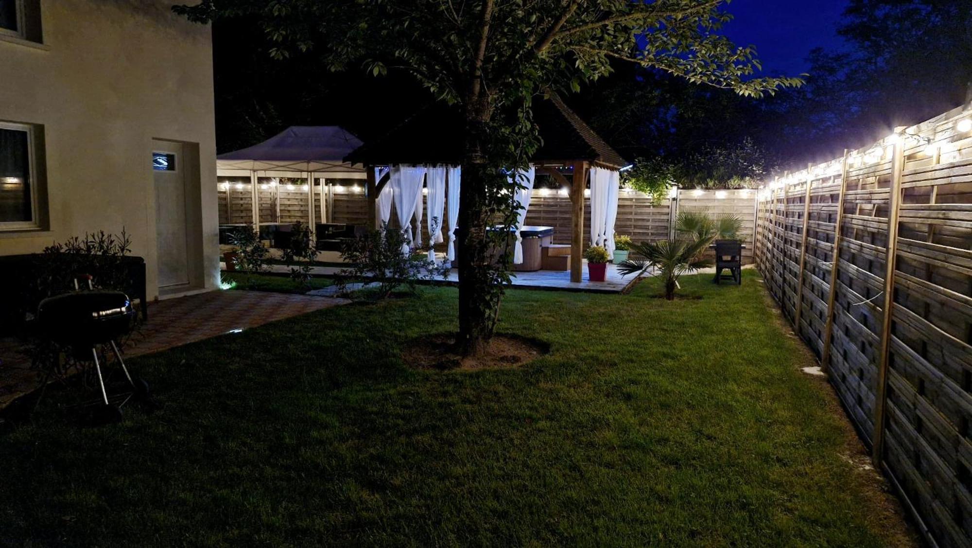 Holiday home Les Trois Palmiers - Jardin, Jacuzzi Privatifs *